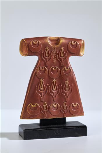 Kaftan Heykeli Bordo