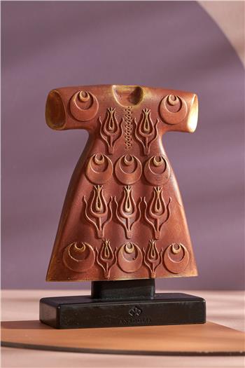 Kaftan Heykeli Bordo