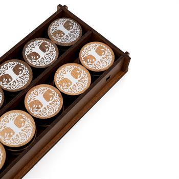 3 Numaralı Hayat Ağacı Desenli Ahşap Tavla Pulu ve 2li Zar Takımı