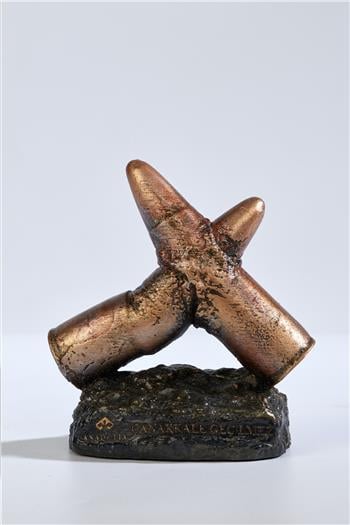 Çarpışan Kurşunlar Mermerit Heykel