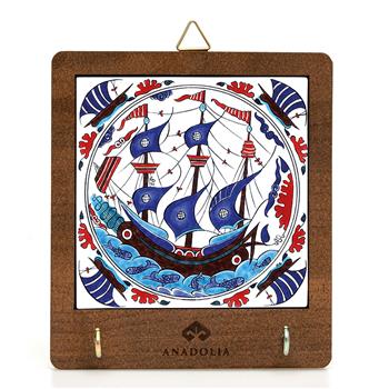 Çini Serisi Ahşap Kutulu Kalyon 3 Seramik Dekoratif Askılık