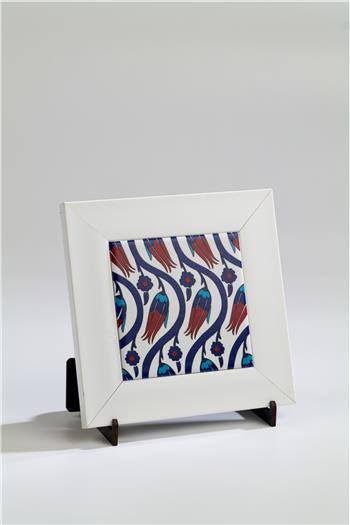 Çini Serisi Lale Beyaz Çerçeveli Seramik Tablo Pano