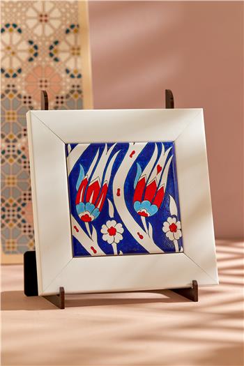 Çini Serisi Lale Laci Beyaz Çerçeveli Seramik Tablo Pano