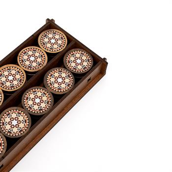 4 Numaralı Dama Desenli Tavla Pulu ve 2li Zar Takımı