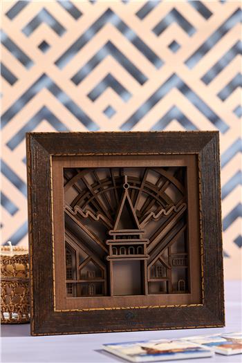 Galata ArtDeco Kahverengi Ahşap Duvar Panosu