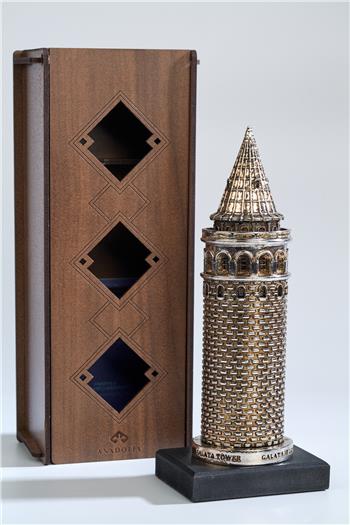 Galata Kulesi Heykeli Gümüş Kaplama