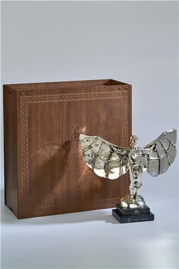 Hezârfen Heykeli Gümüş Kaplama