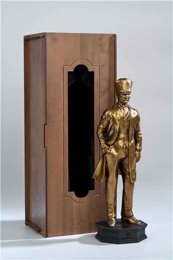 Kalpaklı Atatürk Mermerit Heykel