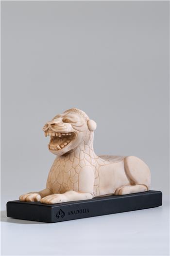 Urartu Aslanı Mermerit Heykel