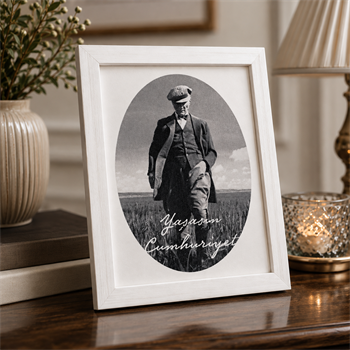 Yaşasın Cumhuriyet ve Atatürk Dekoratif Tablo