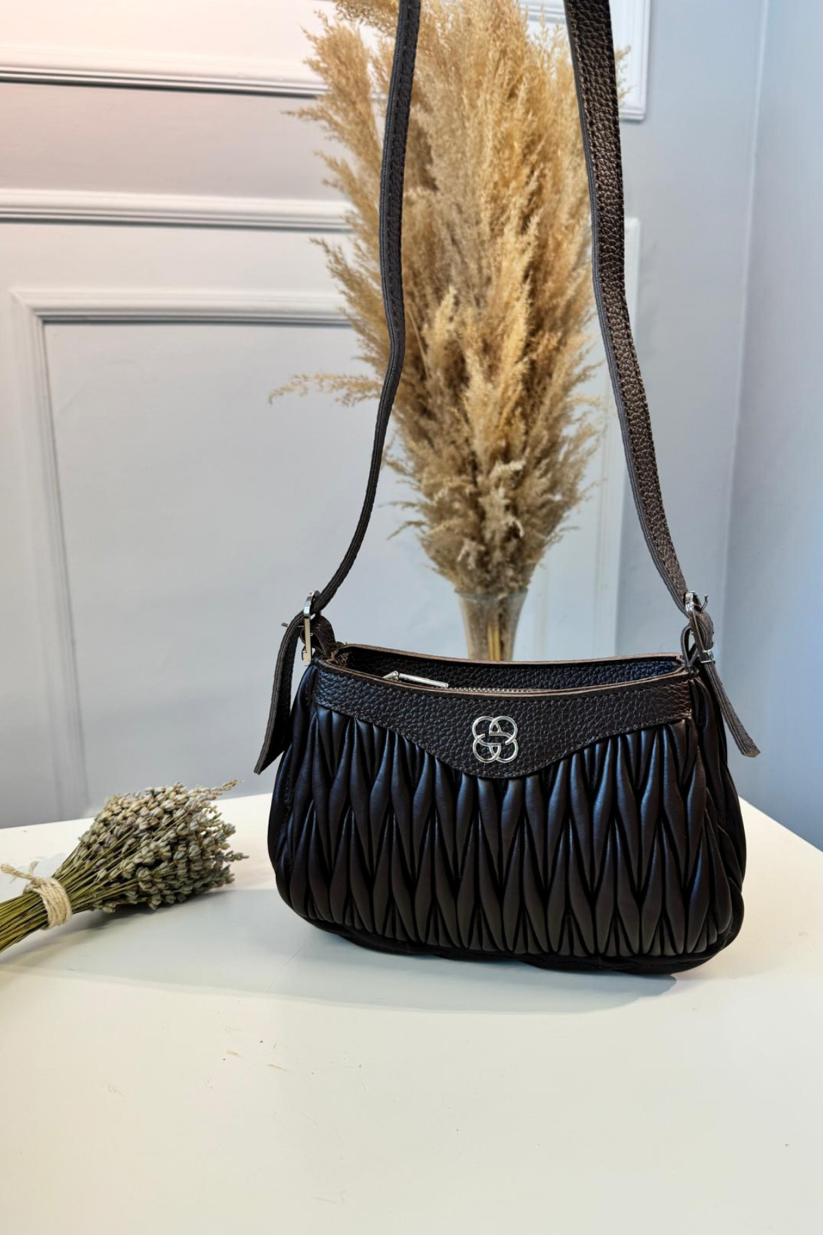 Gerçek Deri Tasarım Marka Model Baget Çanta Siyah