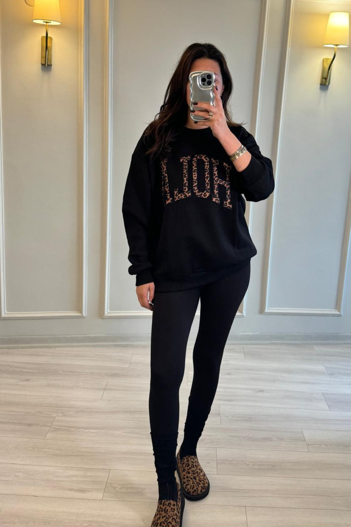 Leopar HOLA Nakışlı Sweatshirt Siyah