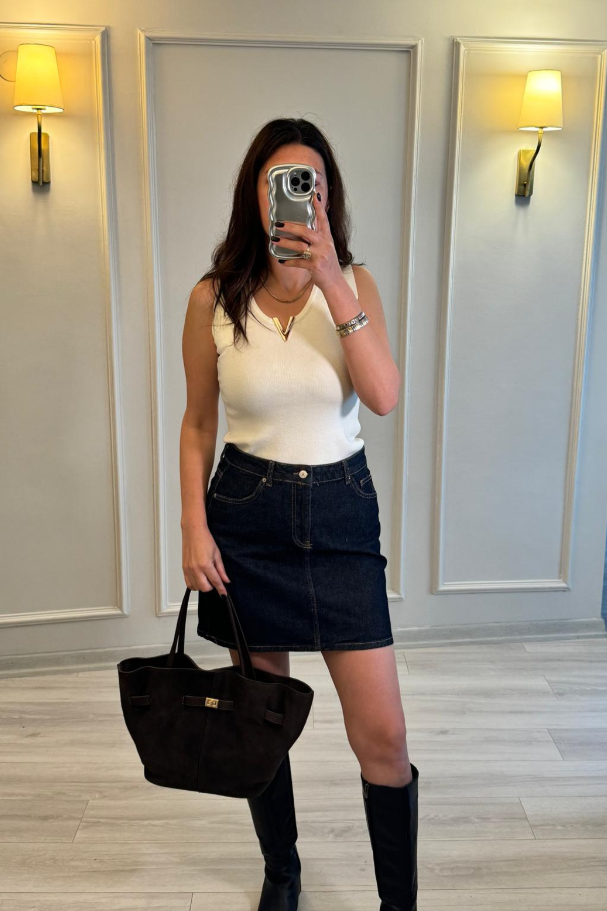 V Aksesuarlı Triko Bluz Ekru