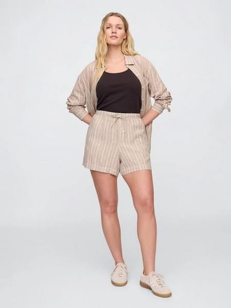 GAP 713422002 V-Linen 4 In Easy Po Stripe Kadın Şort