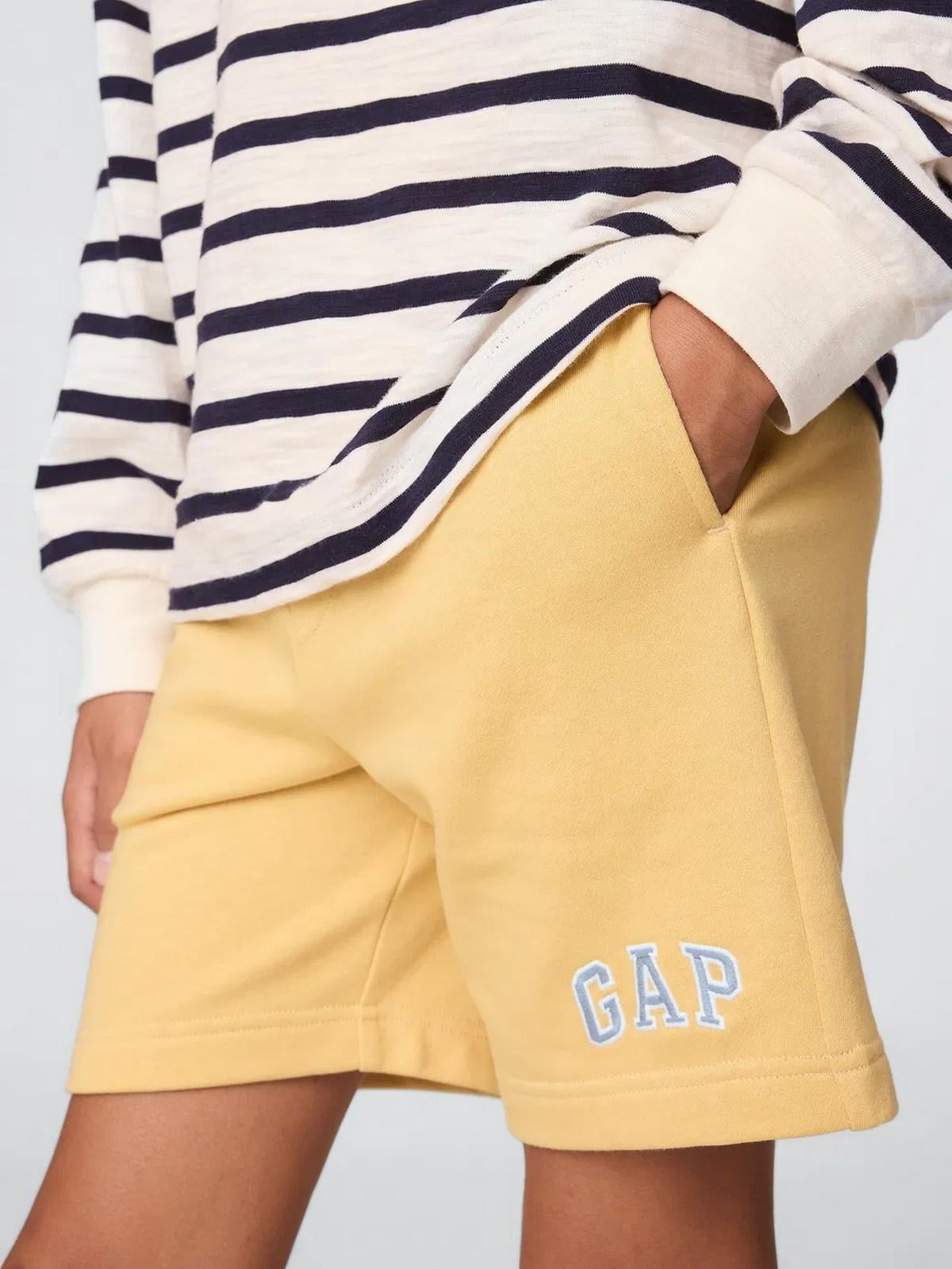 GAP 742934003 V-Frch Ft Logo Erkek Çocuk Şort