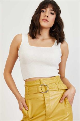 As Collection Beyaz Kare Yaka Likralı Fit Triko Kadın Crop Bluz
