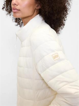 Gap 791284001 V-Frch Logo Lw Puffer Jkt Kadın Mont