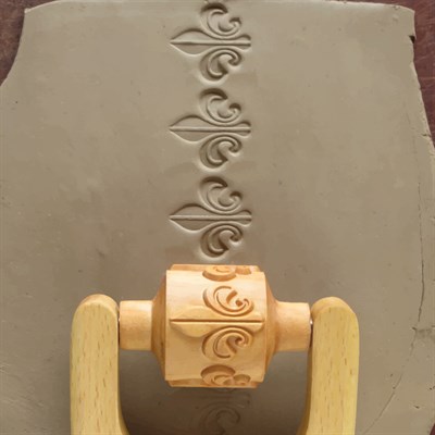 Fleur-de-lis RM-045 Desenli Ahşap Rulo - 3cm