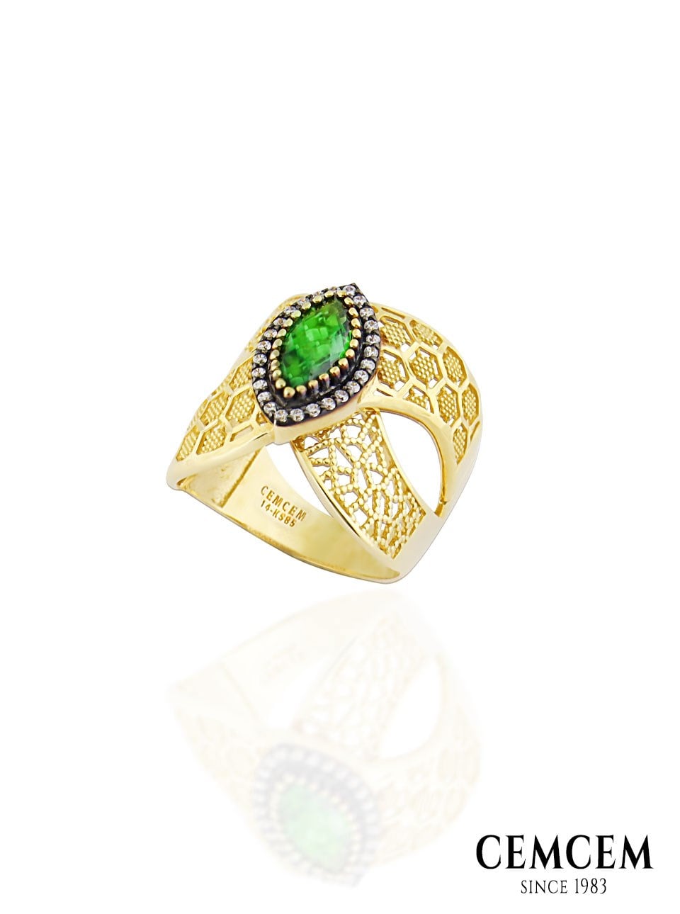 Cemcem Apex Green II YüzükCemcem Apex Green II YüzükRENKLİ TAŞLI YÜZÜKCEMCEM