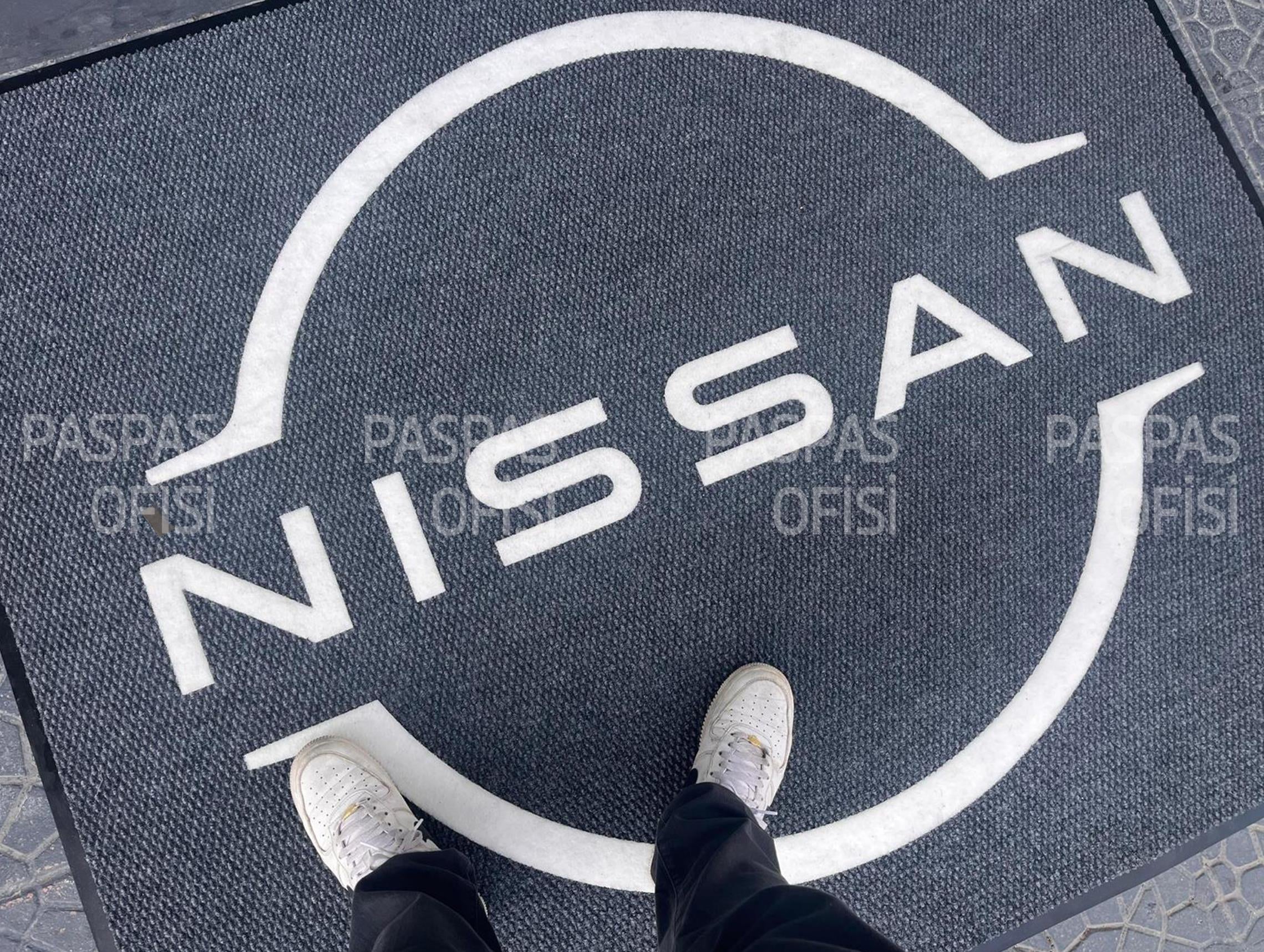 Nissan Logolu Firma Paspası Özel Tasarım Logolu Paspas