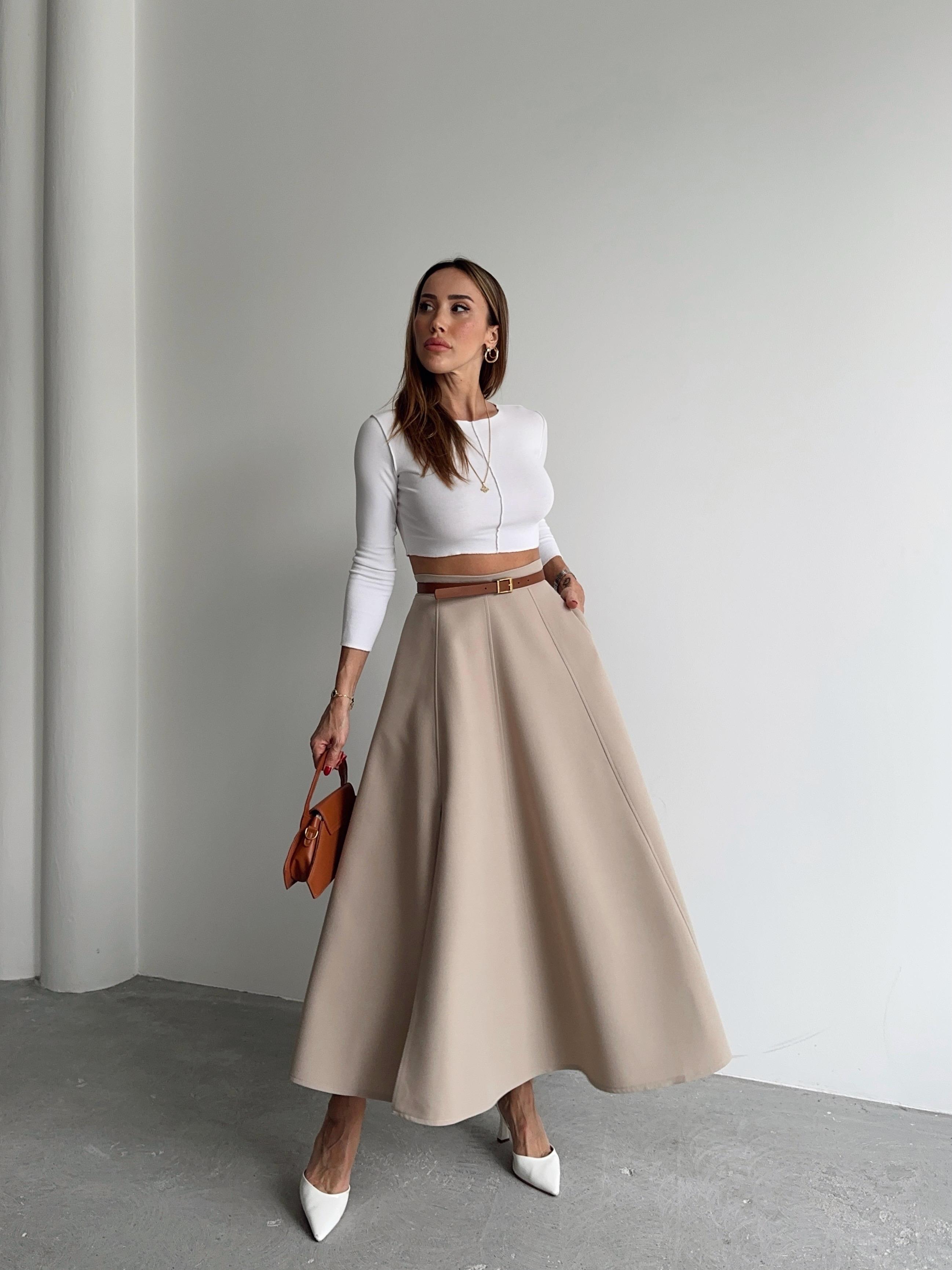 Kadın Fermuarlı Yırtmaçlı Godeli Krem Etek