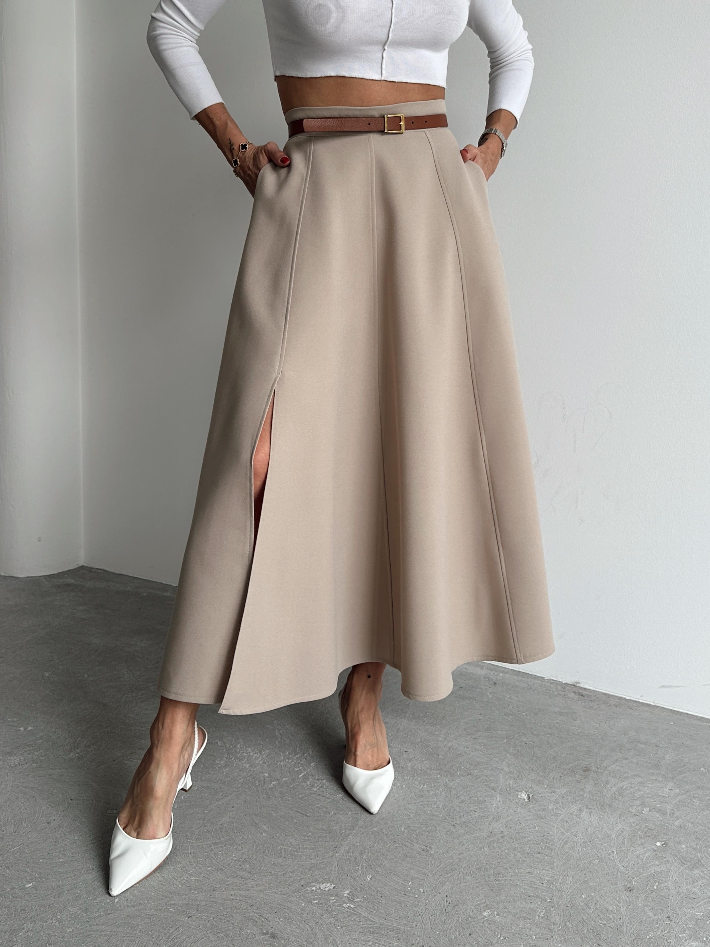 Kadın Fermuarlı Yırtmaçlı Godeli Krem Etek