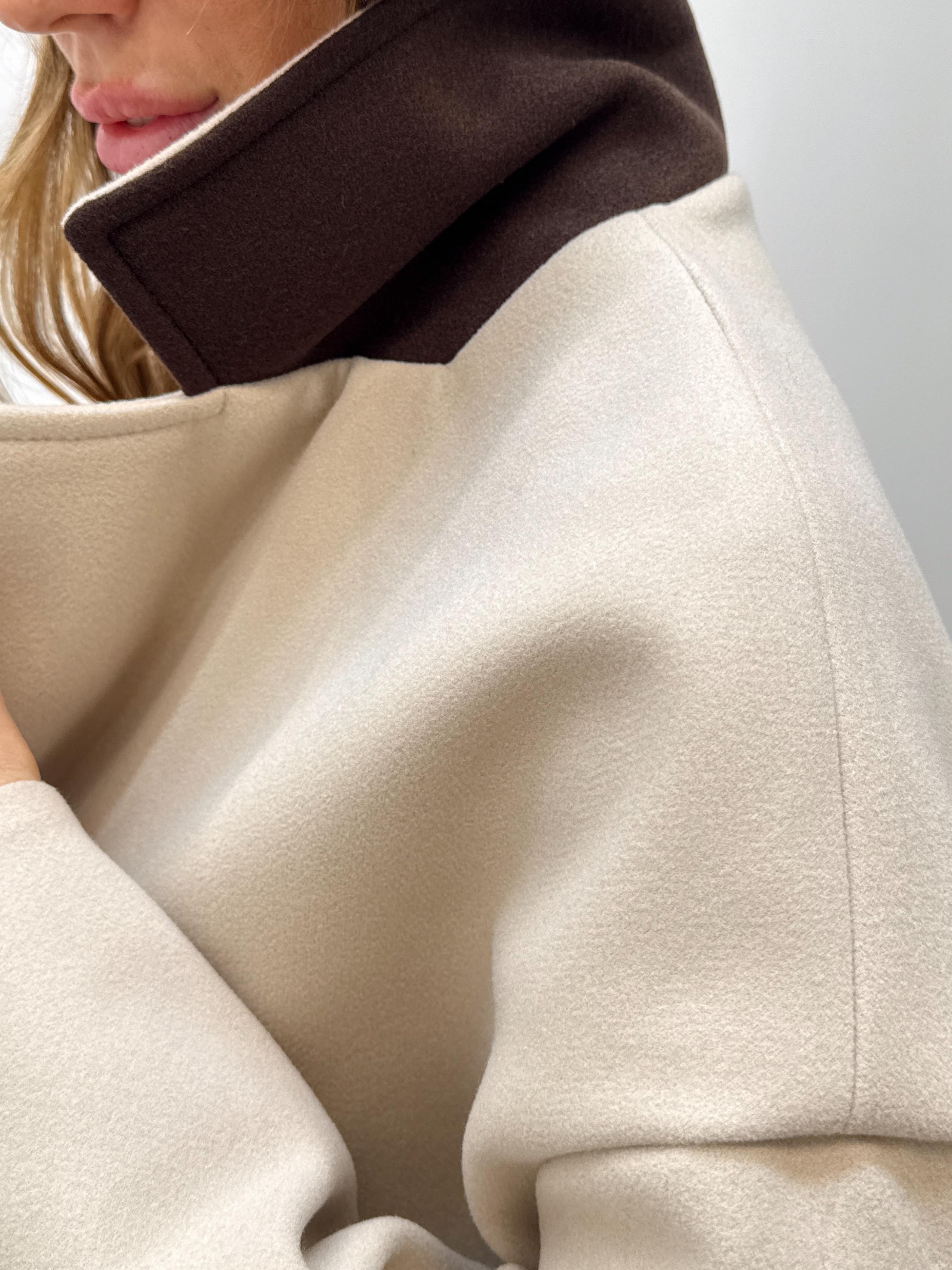 Kadın Tone Krem Düğmeli Premium Kaşe Kaban