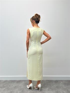 Kadın Bel Drapeli Yırtmaç Detay Vatkalı Sarı Elbise