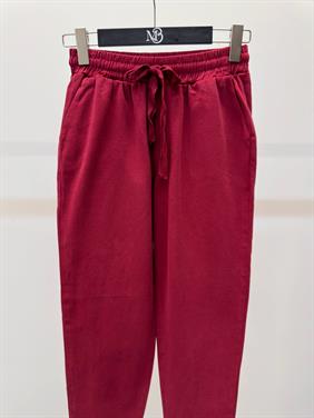 Kadın Beli Lastikli Paçası Püskül Detay Parça Boya Gabardin Bordo Pantolon