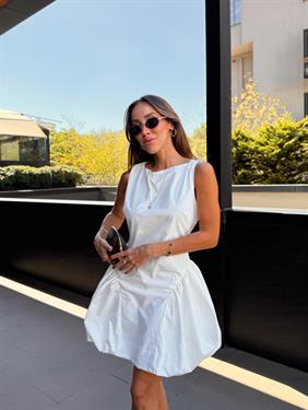 Kadın Büzgü Detaylı Balon Etek Beyaz Elbise