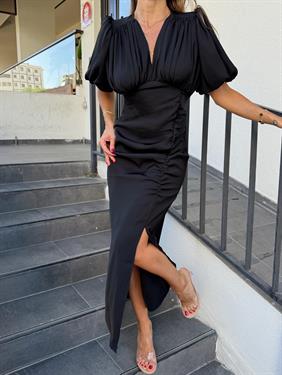 Kadın Drapeli Yırtmaçlı Balon Kol Siyah Elbise