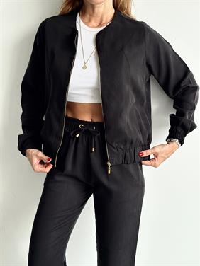 Kadın Fermuarlı Ceket Pantolon Alt-Üst Siyah Takım