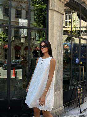 Kadın Fisto Astarlı Beyaz Mini Elbise