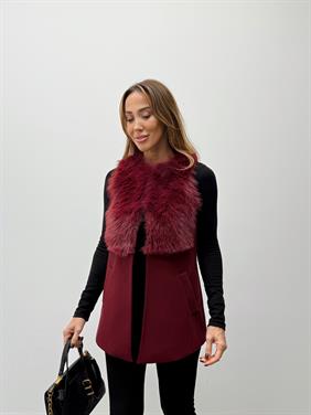Kadın Kürk Detaylı Kaşe Bordo Yelek 