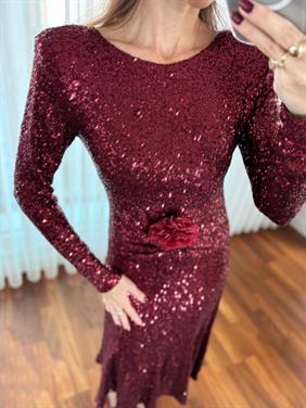 Kadın Pullu Gül Aksesuarlı Midi Bordo Elbise