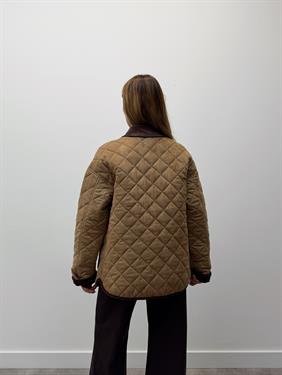 Kadın Vera Kadife Yakalı Krem Kapitone Mont