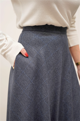 Kadın Verona Kareli Katlı Premium Lacivert Etek