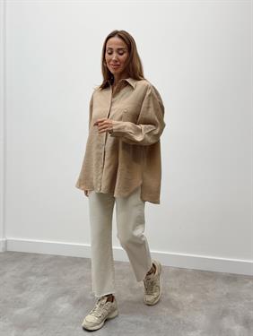 Kadın Yırtmaçlı Oversize Bej Gömlek 