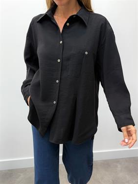 Kadın Yırtmaçlı Oversize Siyah Gömlek 