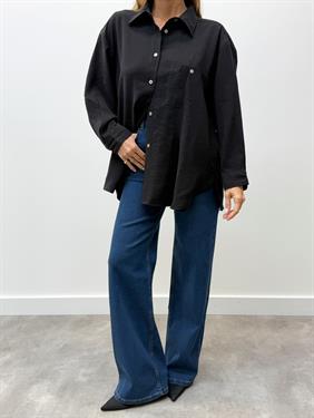 Kadın Yırtmaçlı Oversize Siyah Gömlek 