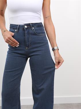 Kadın Yüksek Bel Likralı Açık Mavi Yumuşak Jean Pantolon