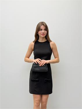 Valeria Fiyonk Detaylı Siyah Elbise 