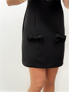 Valeria Fiyonk Detaylı Siyah Elbise 