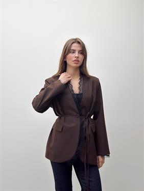 Velora Dantel  Kuşaklı Kahve Blazer Ceket