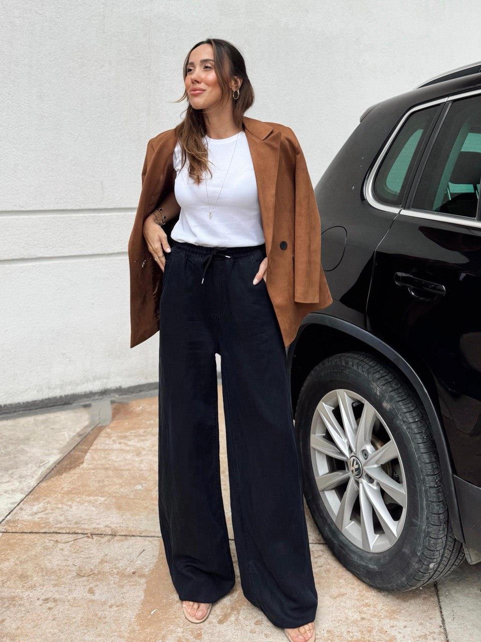 Kadın Bel Lastikli Oversize Geniş Paça Siyah Pantolon · 3