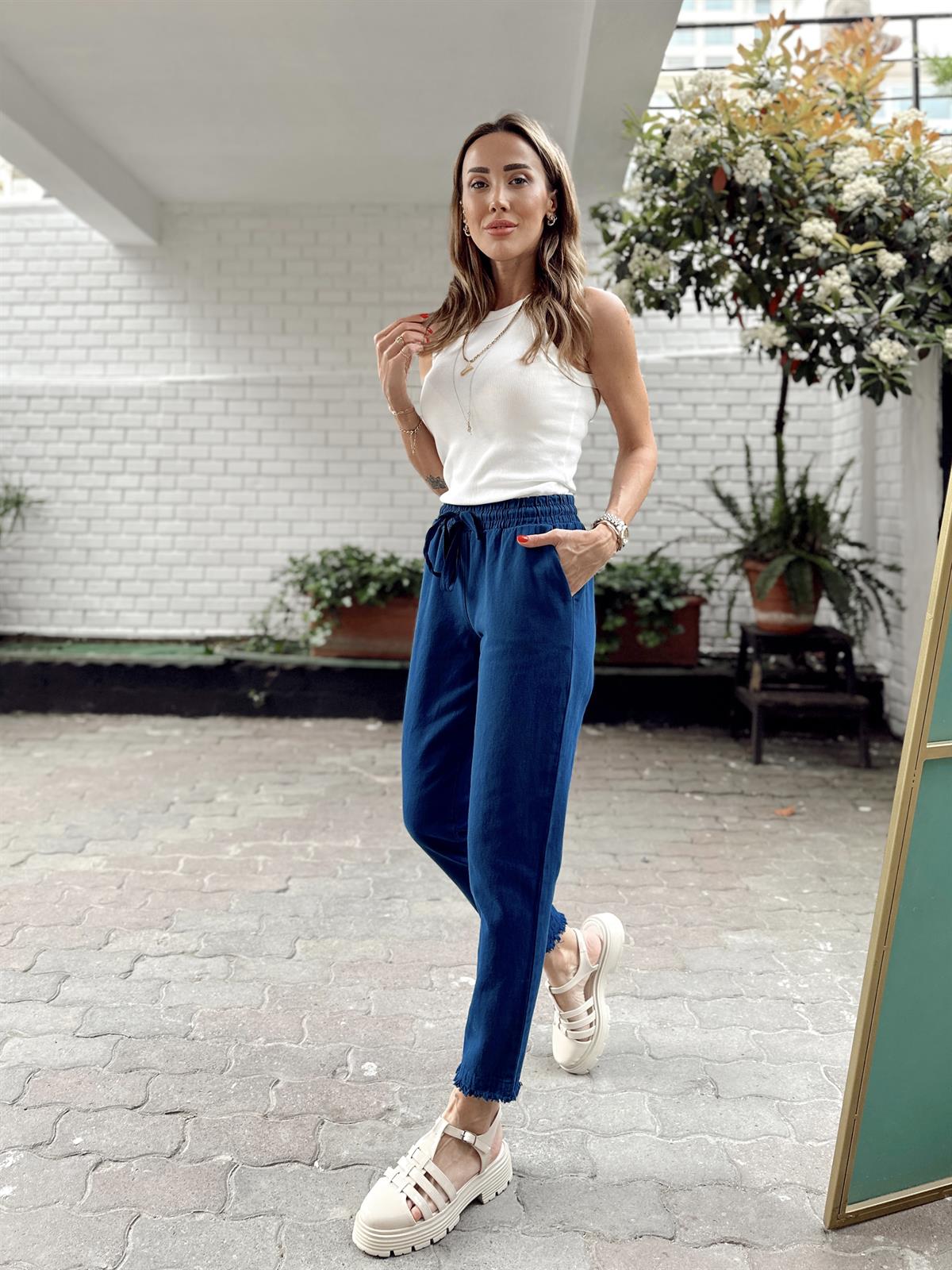Kadın Beli Lastikli Paçası Püskül Detay Parça Boya Gabardin Lacivert Pantolon · 8