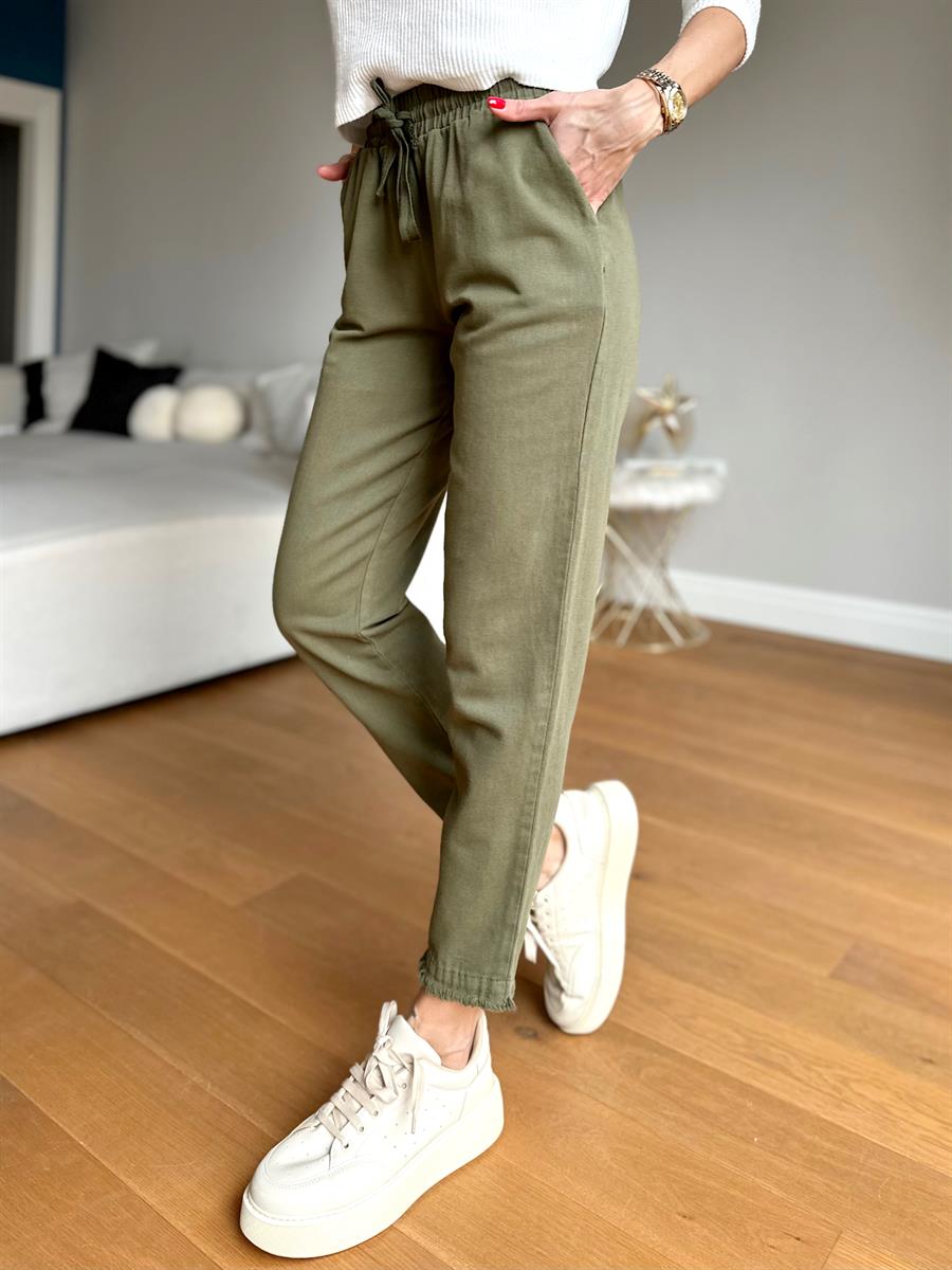Kadın Beli Lastikli Paçası Püskül Detay Parça Boya Gabardin Haki Pantolon · 2