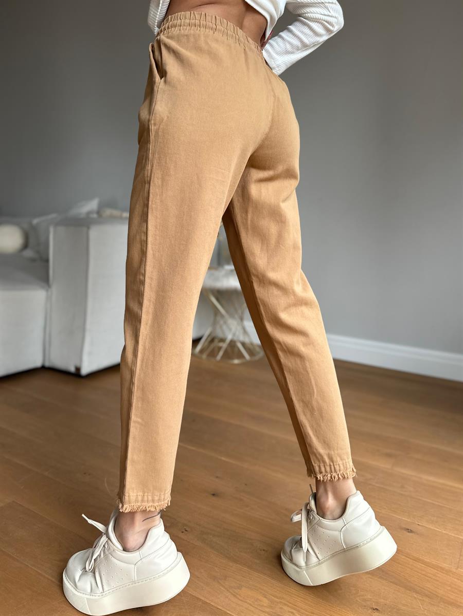 Kadın Beli Lastikli Paçası Püskül Detay Parça Boya Gabardin Sütlü Kahve Pantolon · 4