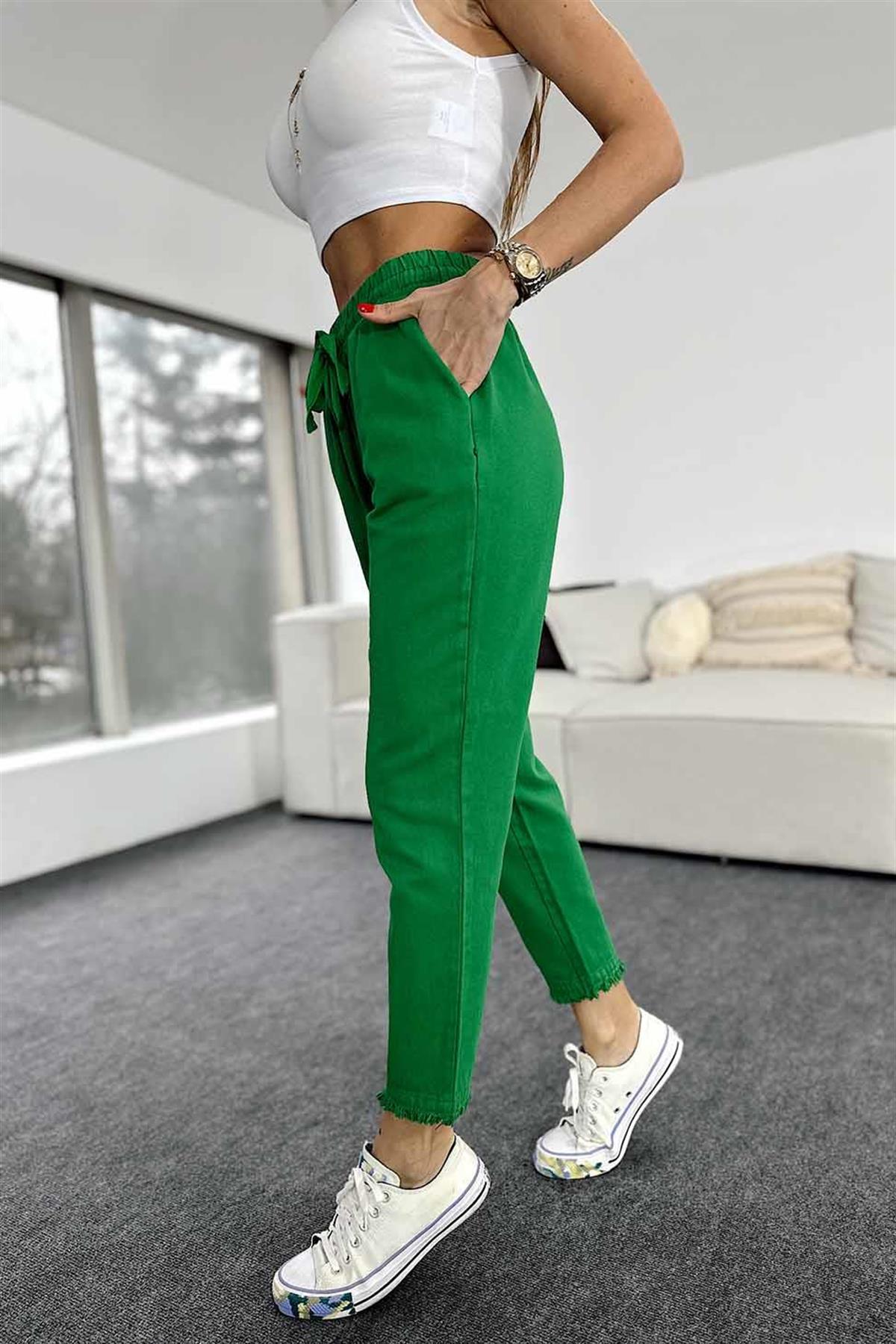 Kadın Beli Lastikli Paçası Püskül Detay Parça Boya Gabardin Yeşil Pantolon · 3