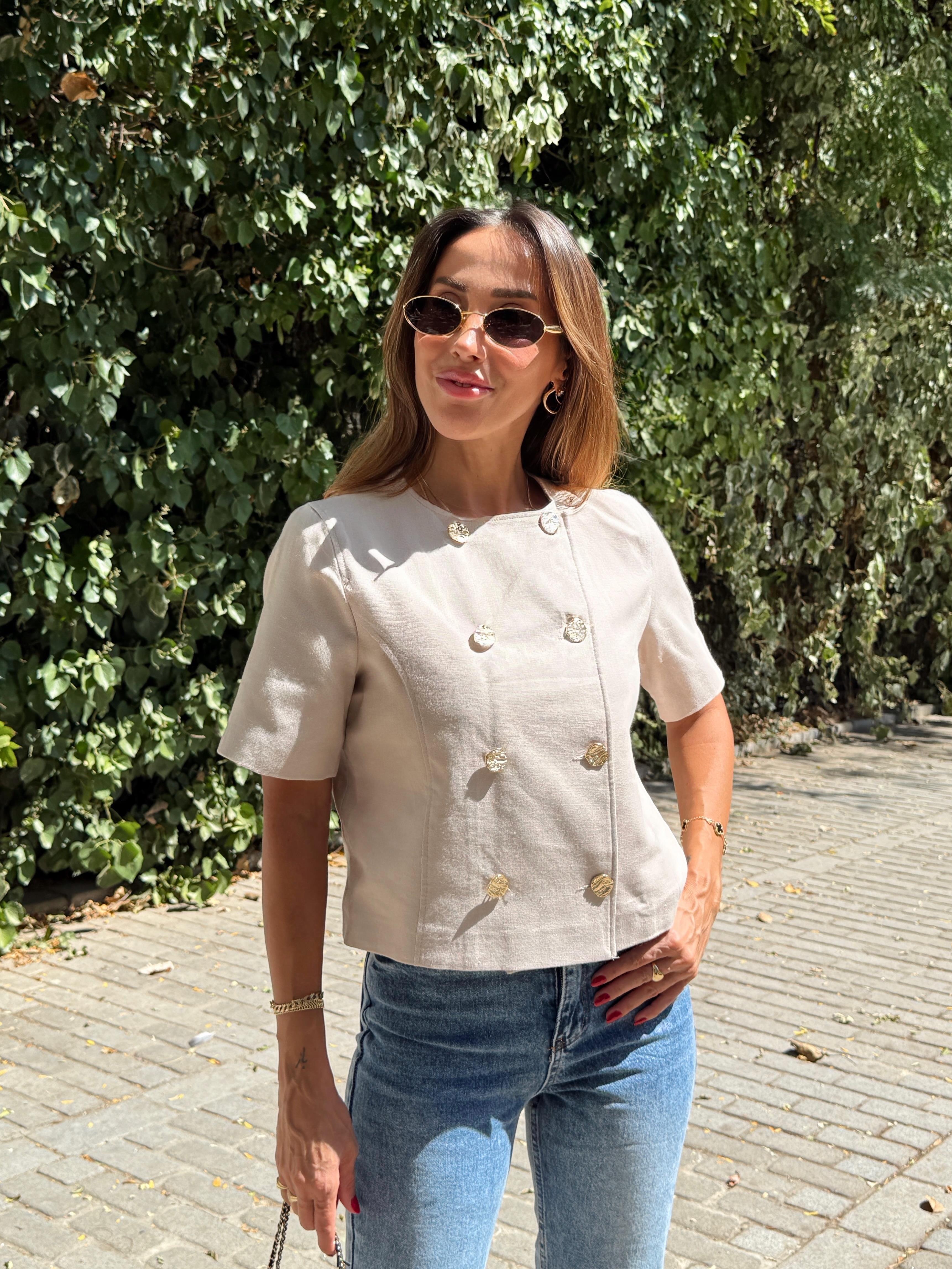 Kadın Gold Düğme Crop Bej Ceket 